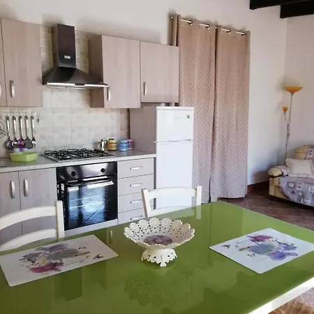 Prázdninový dům Casetta A Pochi Passi Dal Mare *